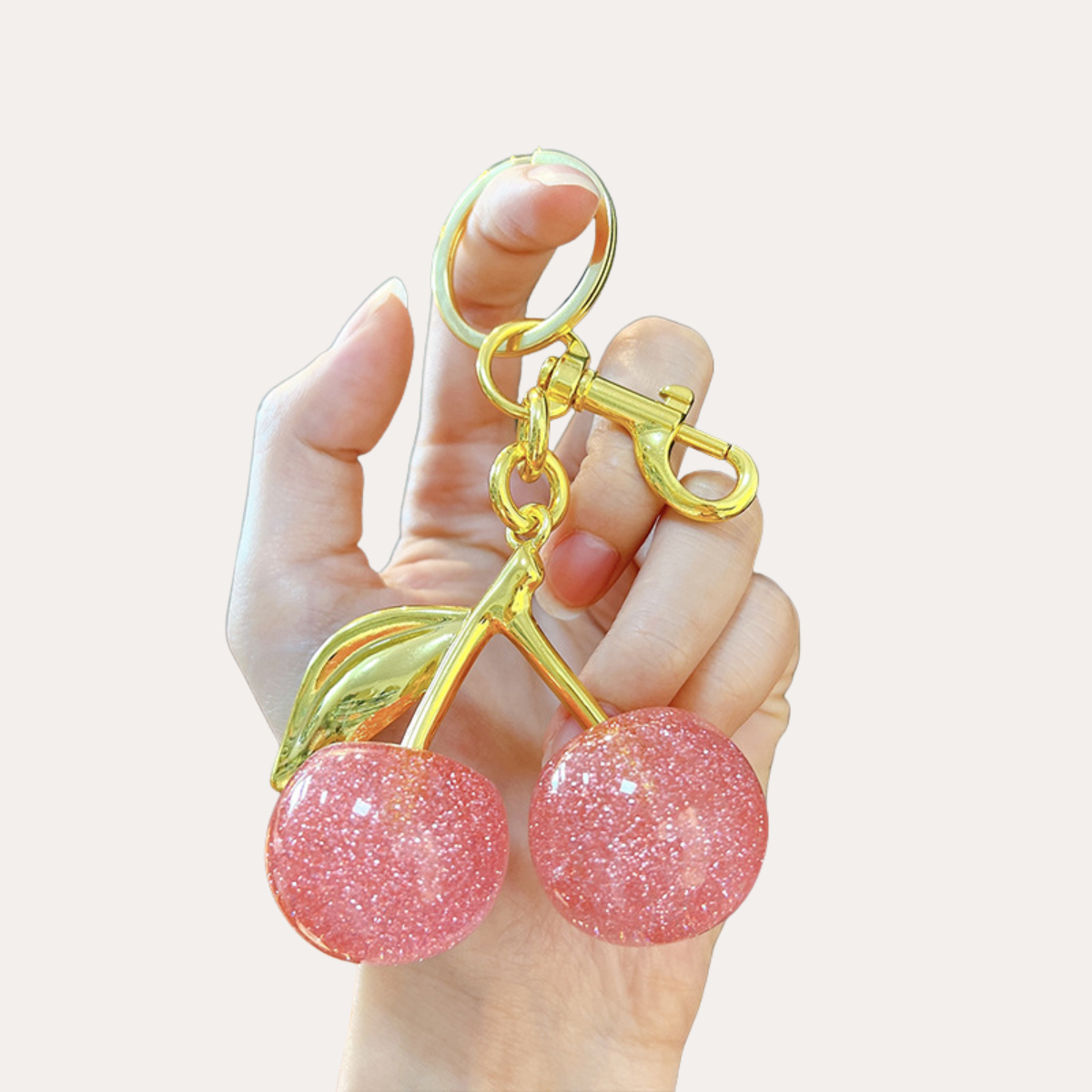 GlitterCherryKey™ – Stijlvolle Kersen Sleutelhanger